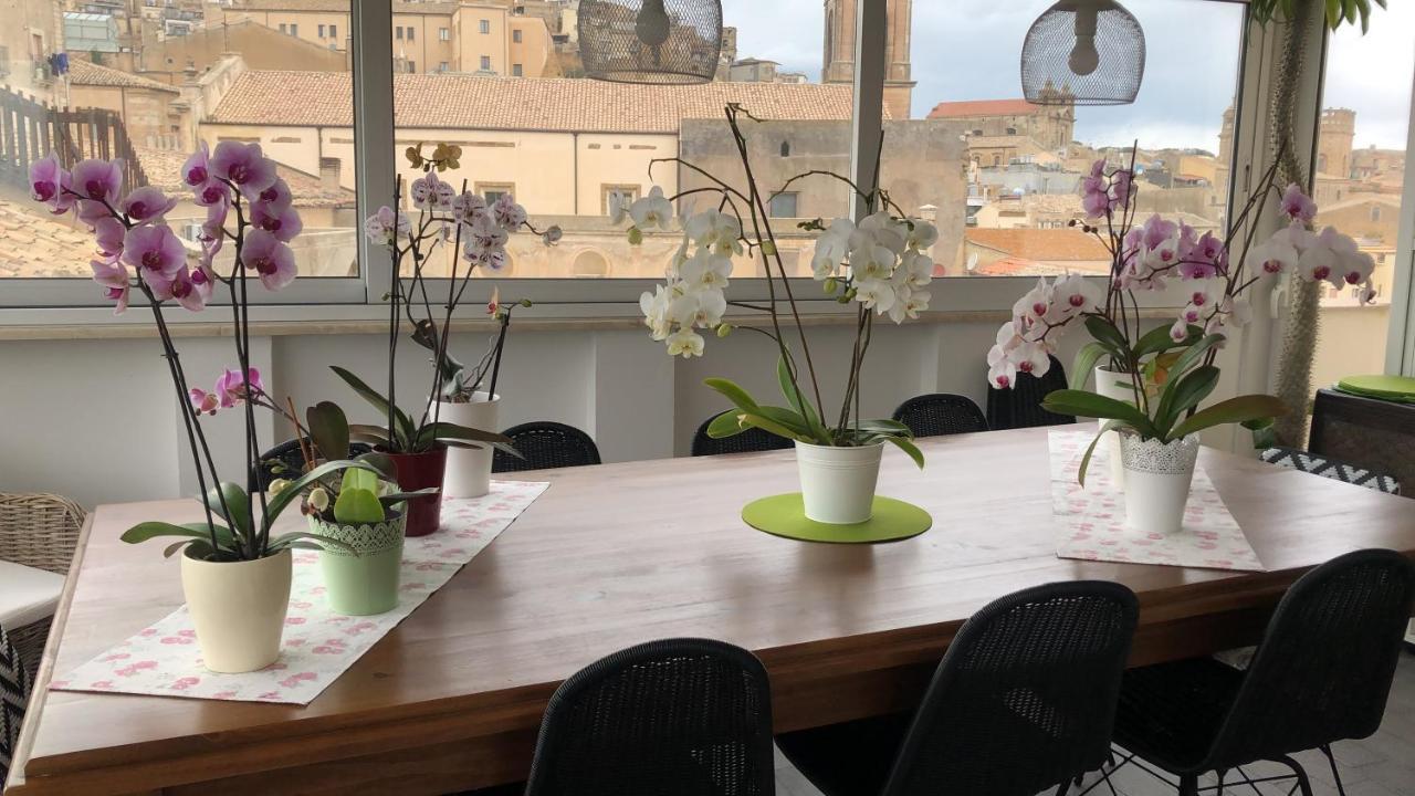 Attico Da Rosa Con Vista Spettacolare A 360 Gradi Leilighet Caltagirone Eksteriør bilde